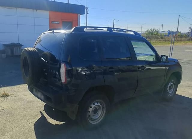 Lada Niva Travel - 3