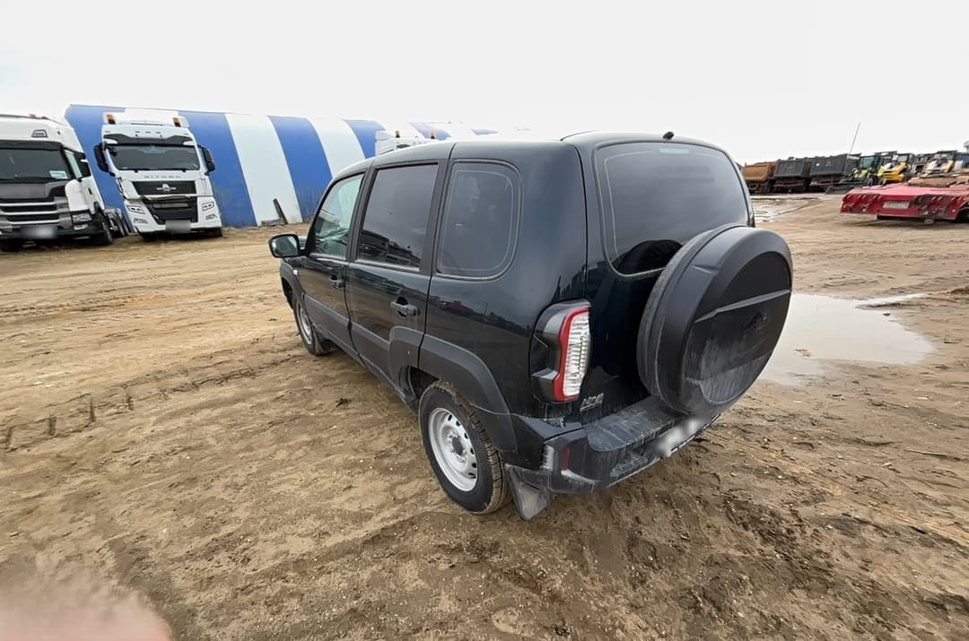 Lada Niva Travel - 4