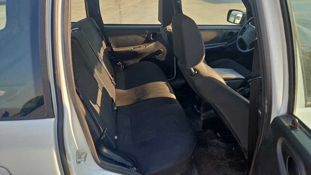 Lada Niva Travel - 8