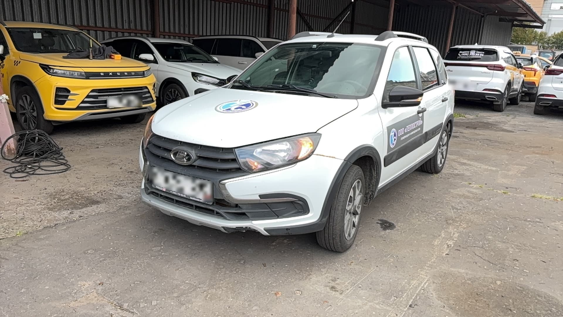 Lada Granta Cross - 1