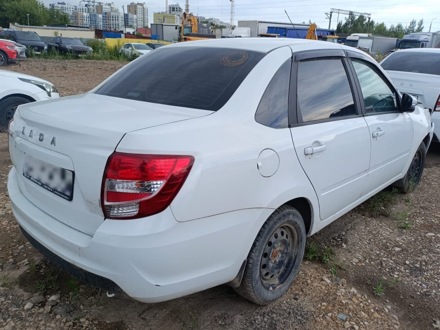 Lada Granta седан - 3
