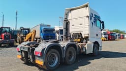 MAN TGX 6x2-2 Седельный тягач - 3