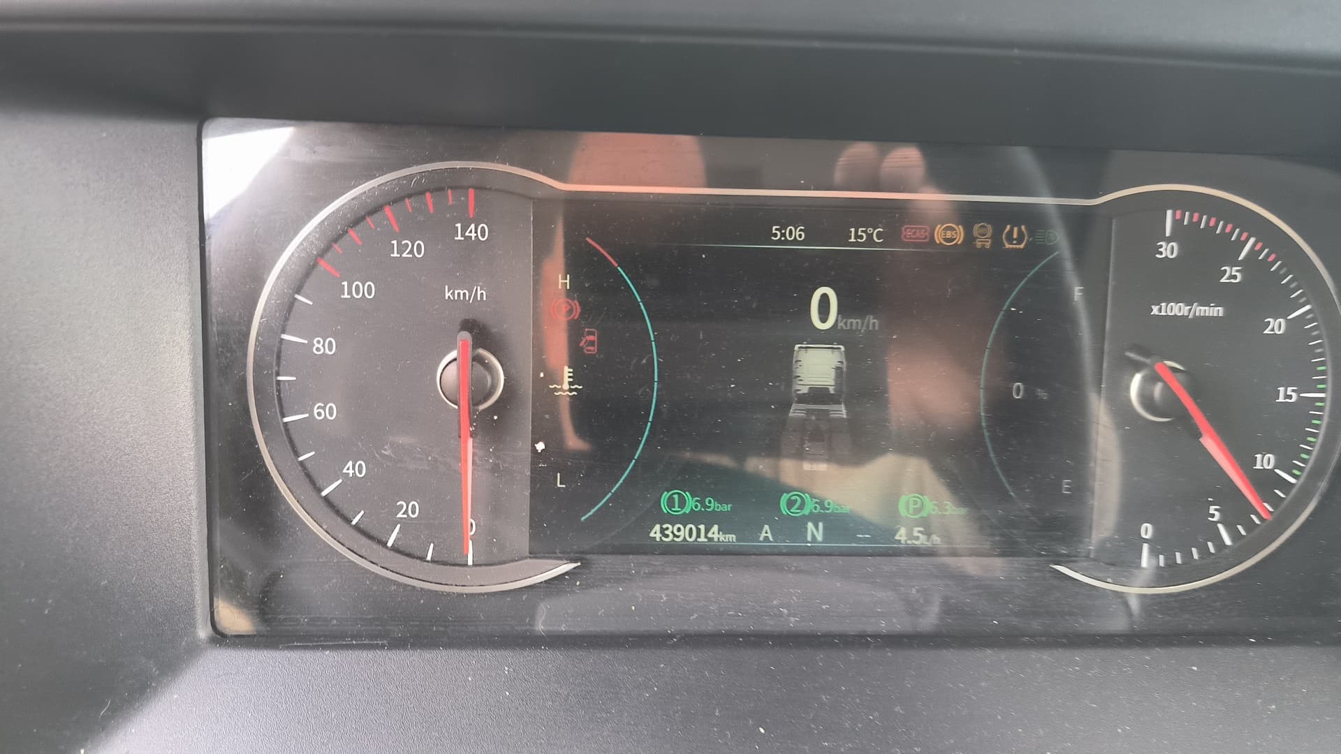 Dongfeng GX 4x2 Седельный тягач - 6