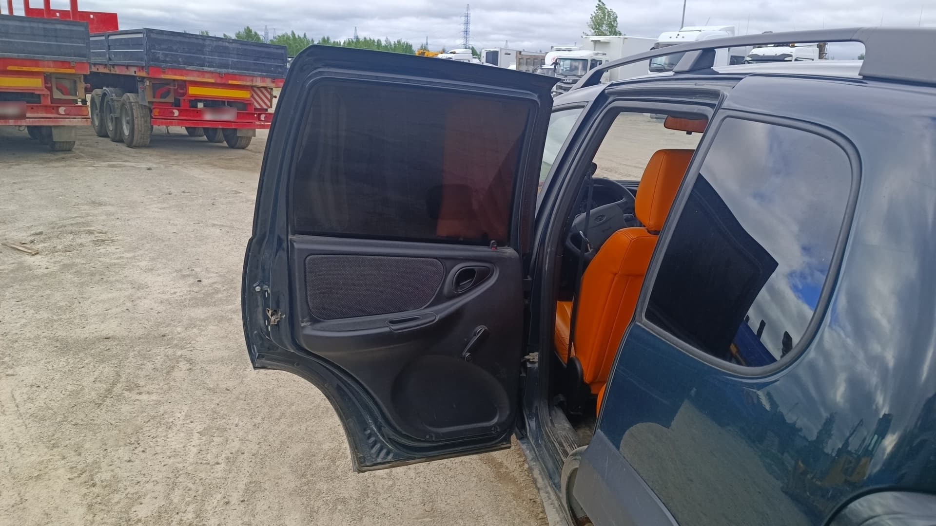 Lada Niva Travel - 8