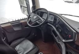 Dongfeng DFH 4x2 Седельный тягач - 5