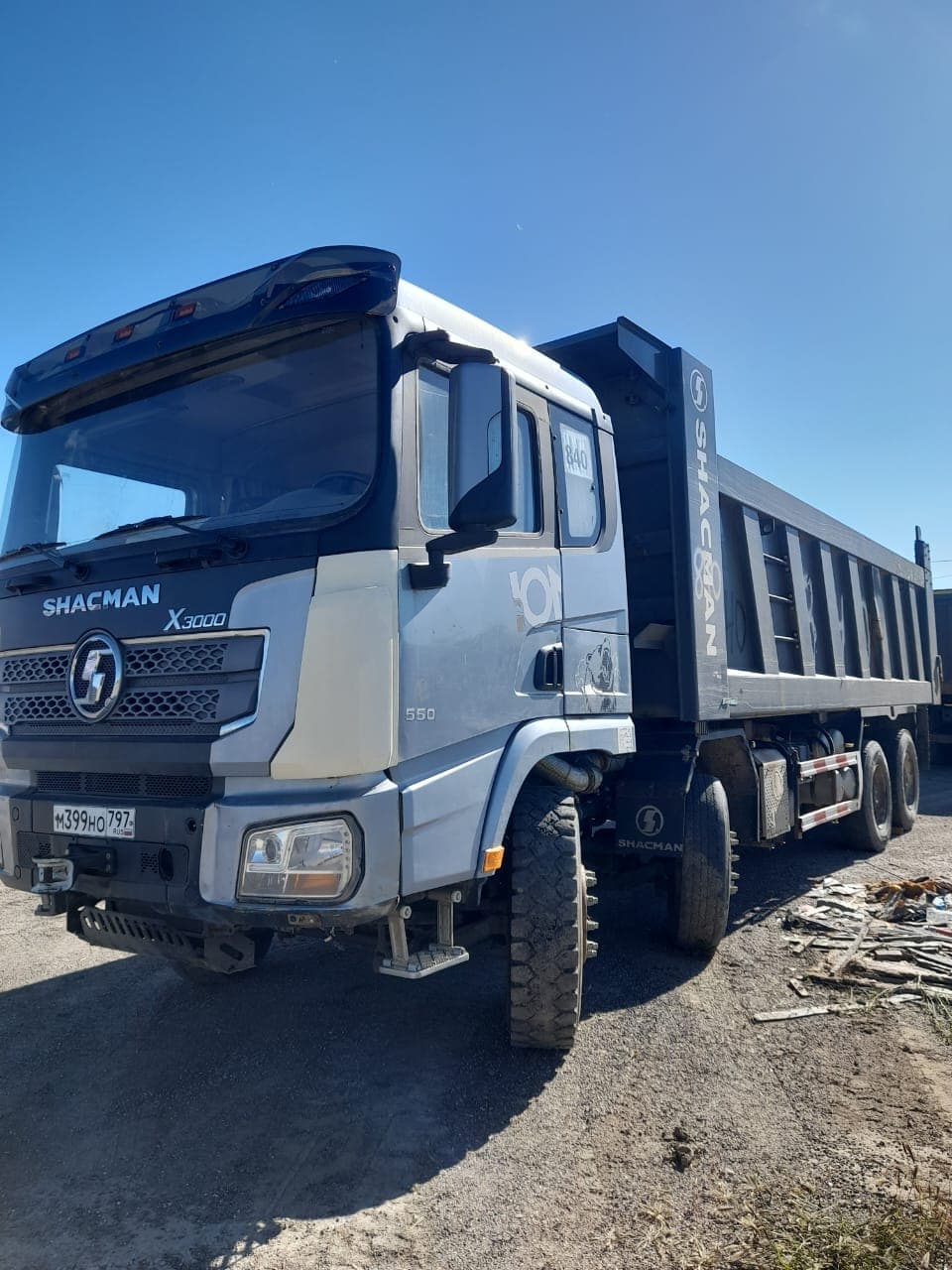 Shacman (Shaanxi) SX* 8x4 Самосвал - 1