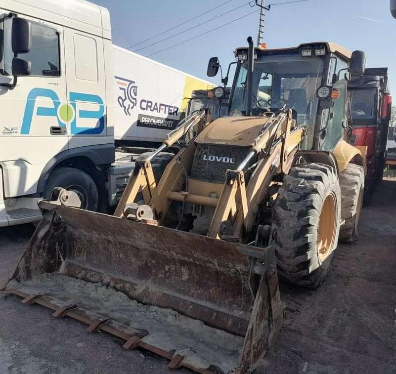 Lovol FLB468 Экскаватор-погрузчик - 1