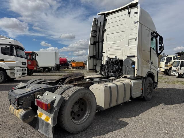 Volvo FH 4x2 Седельный тягач - 3