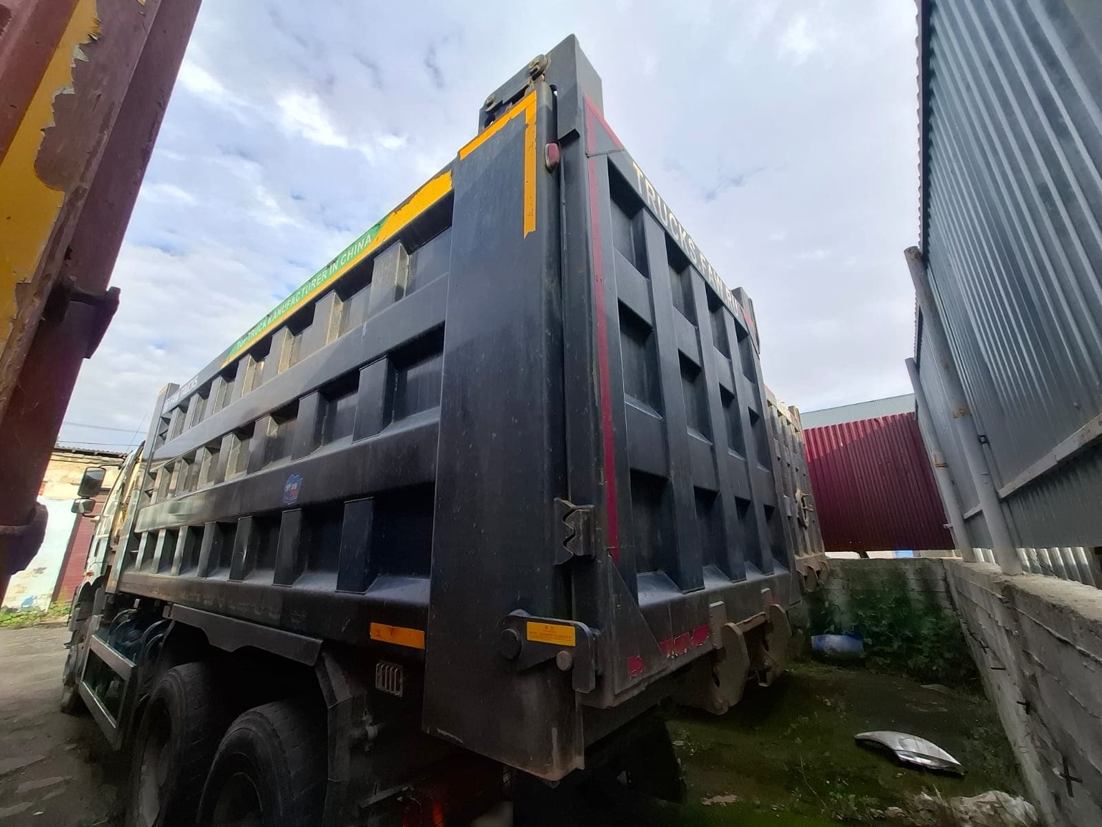 FAW J6* 6x4 Самосвал - 4