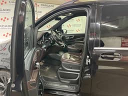 Mercedes-Benz V - 6