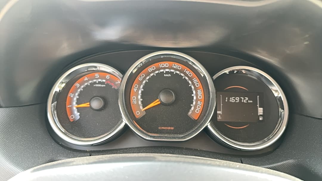 Lada Largus - 7