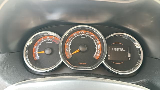 Lada Largus - 7