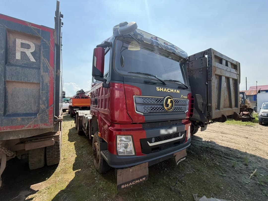 Shacman (Shaanxi) SX* 6x6 Седельный тягач - 2