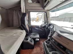Dongfeng DFH 4x2 Седельный тягач - 9