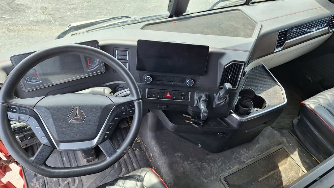 Sitrak C7H 4x2 Седельный тягач - 5