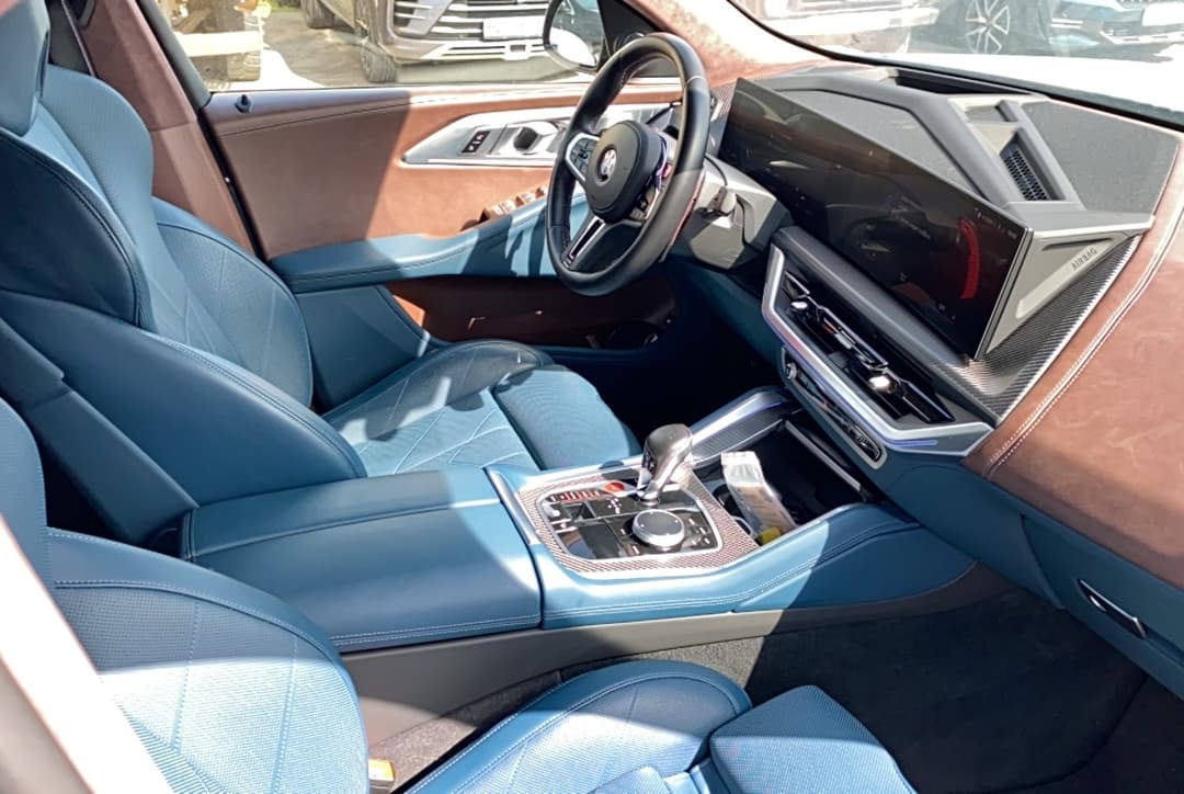 BMW XM - 6