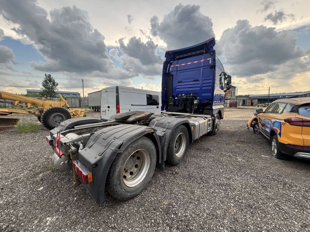 Sitrak C7H 6x4 Седельный тягач - 3
