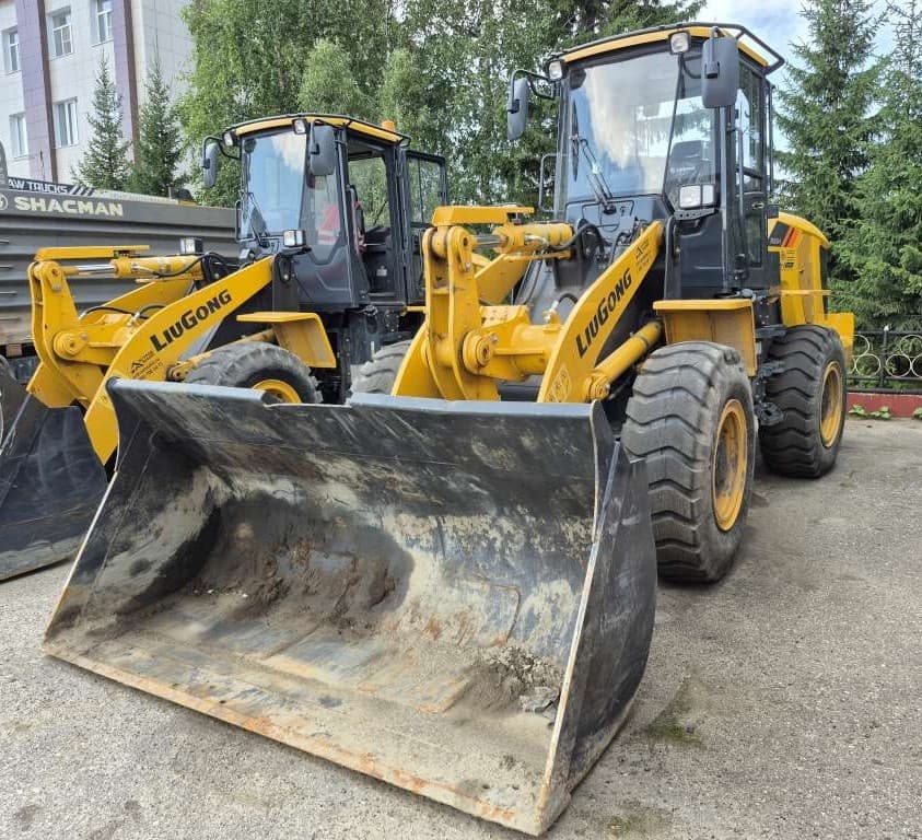 Liugong CLG 835 Фронтальный погрузчик - 1