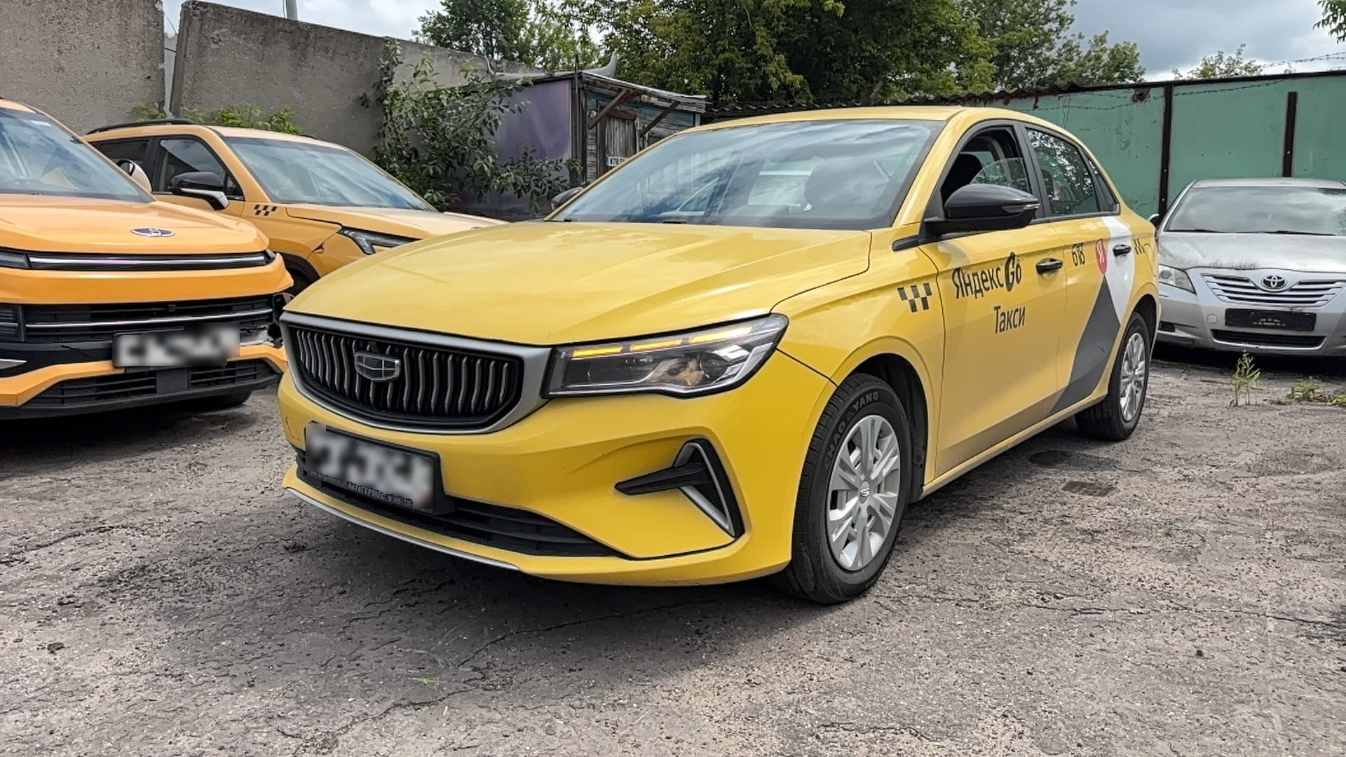 Geely EMGRAND - 1