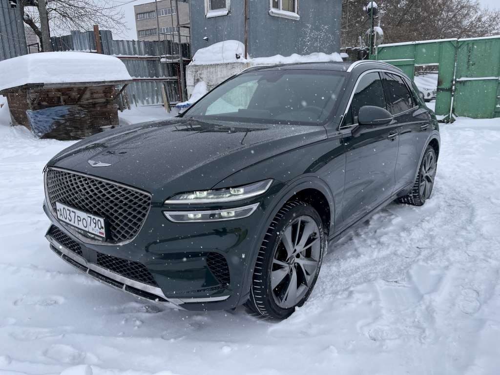 Genesis GV70 - 1