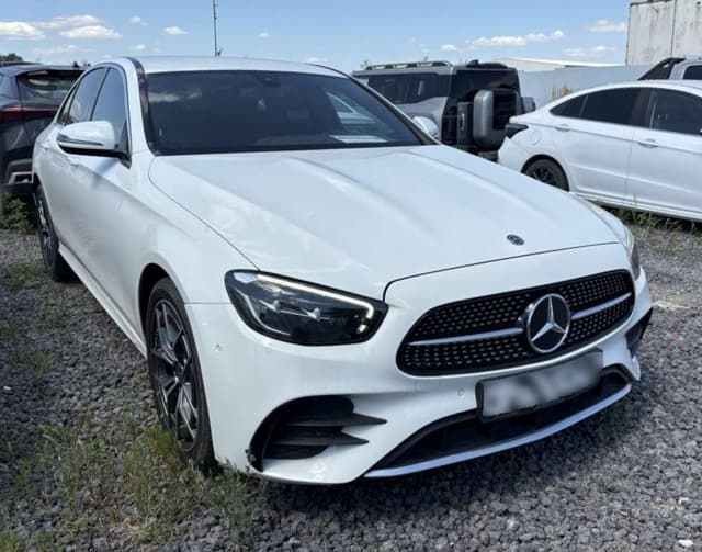 Mercedes-Benz E седан - 2