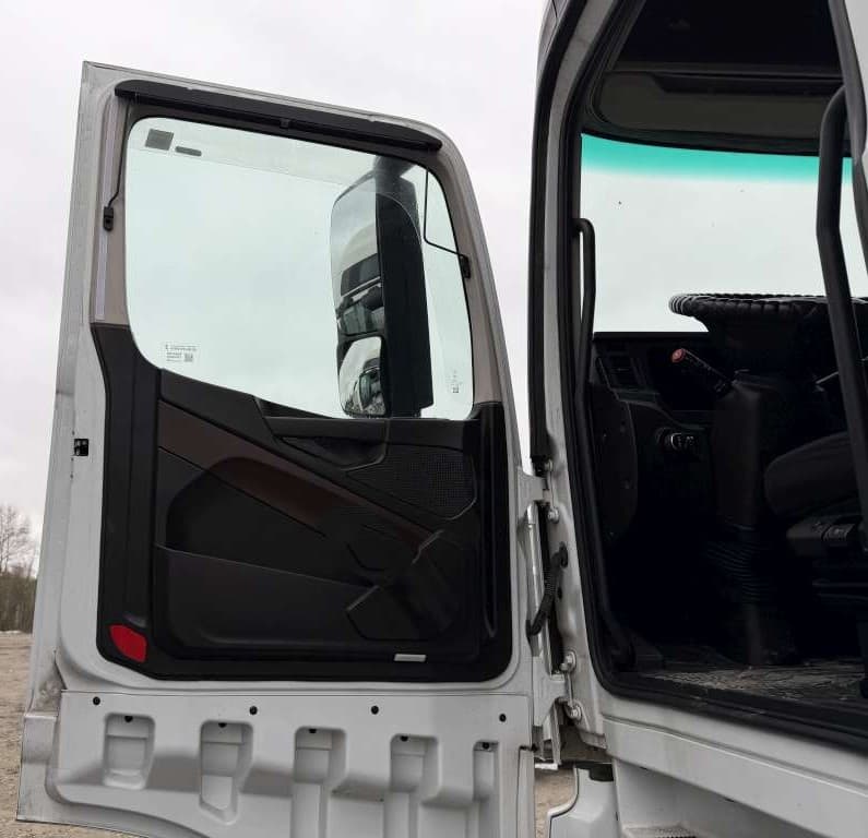 Камаз 54901 4x2 Седельный тягач - 8