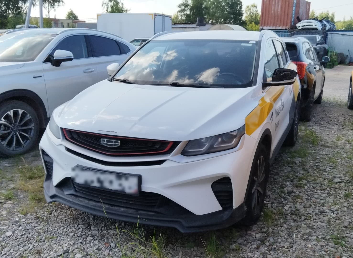 Geely Coolray - 1