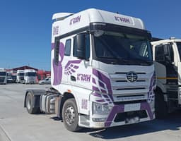 FAW J7 4x2 Седельный тягач - 2