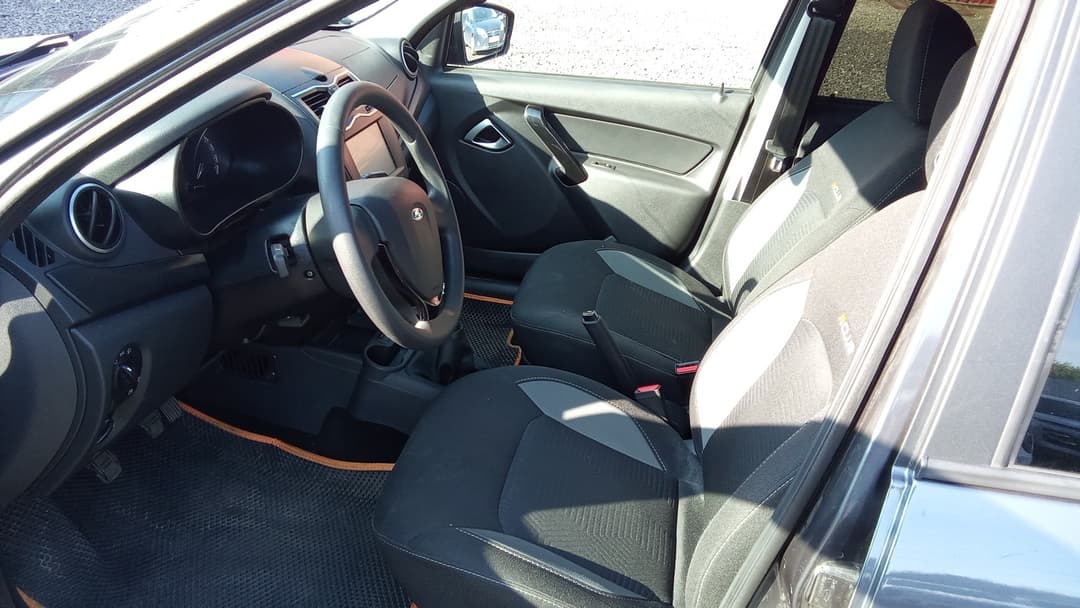 Lada Granta седан - 6