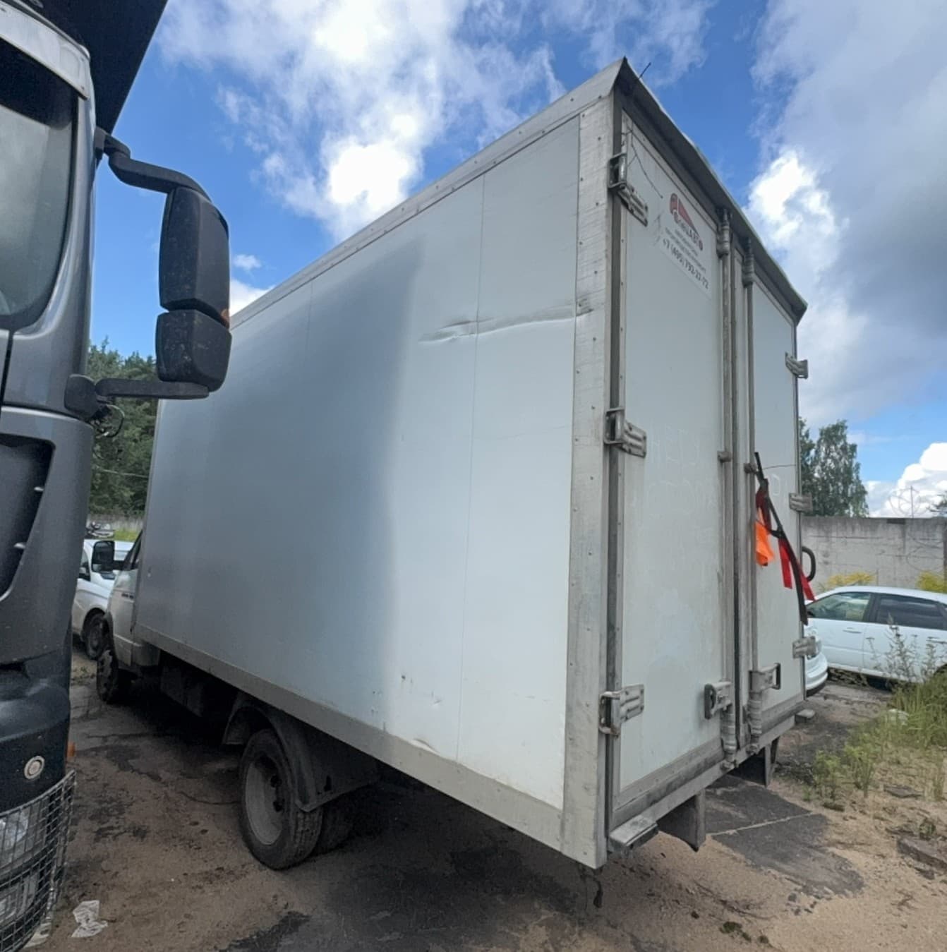 Белава 1210* на шасси GAZ GAZELLE BUSINESS Промтоварный - 4