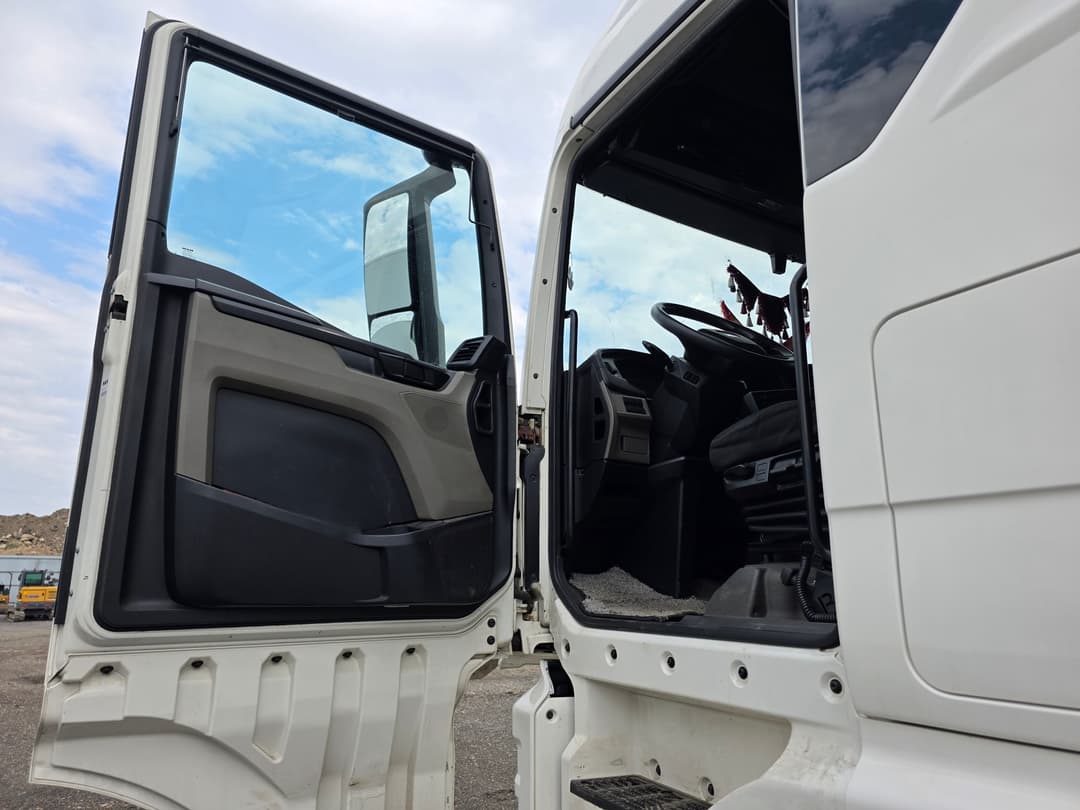 MAN TGX 4X2 Седельный тягач - 8