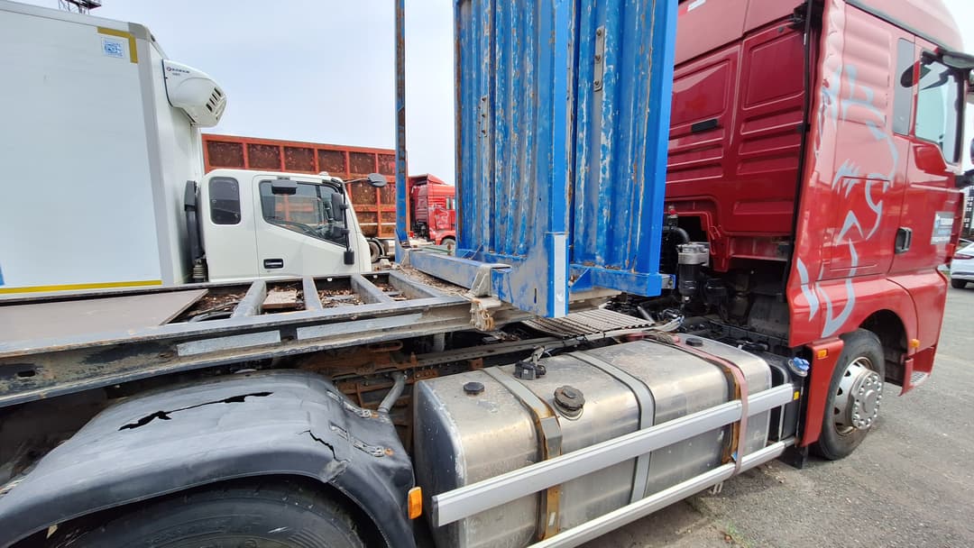 Sitrak C7H 4x2 Седельный тягач - 3