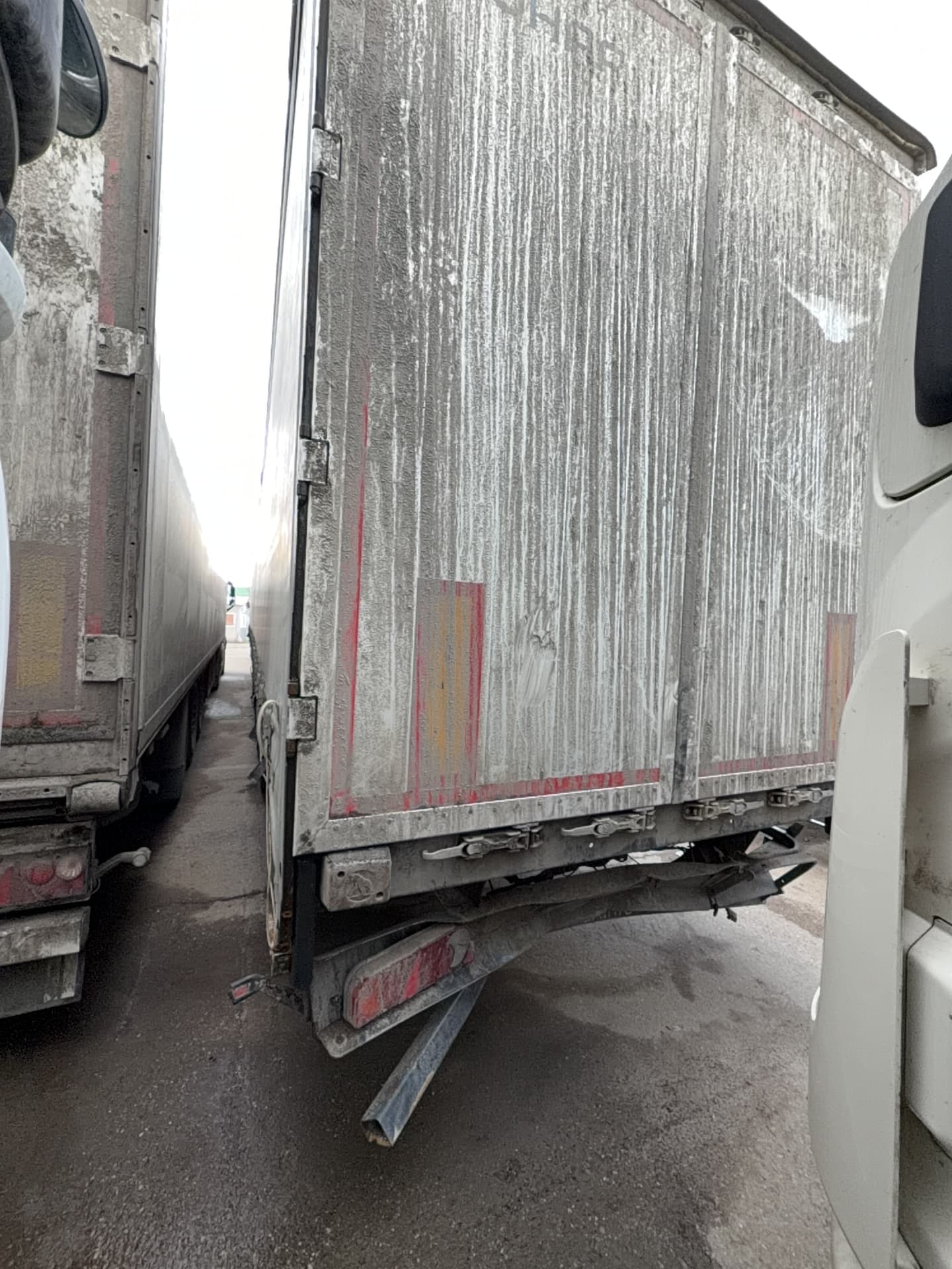 Тонар 97882 Полуприцеп шторный - 4