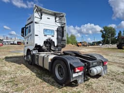 FAW J7 4x2 Седельный тягач - 4