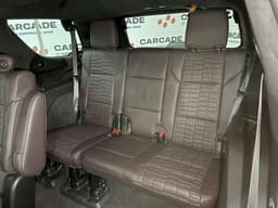 Cadillac Escalade - 9