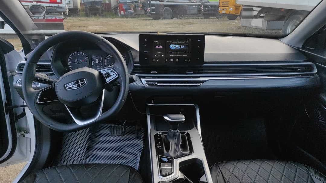 Geely EMGRAND - 5