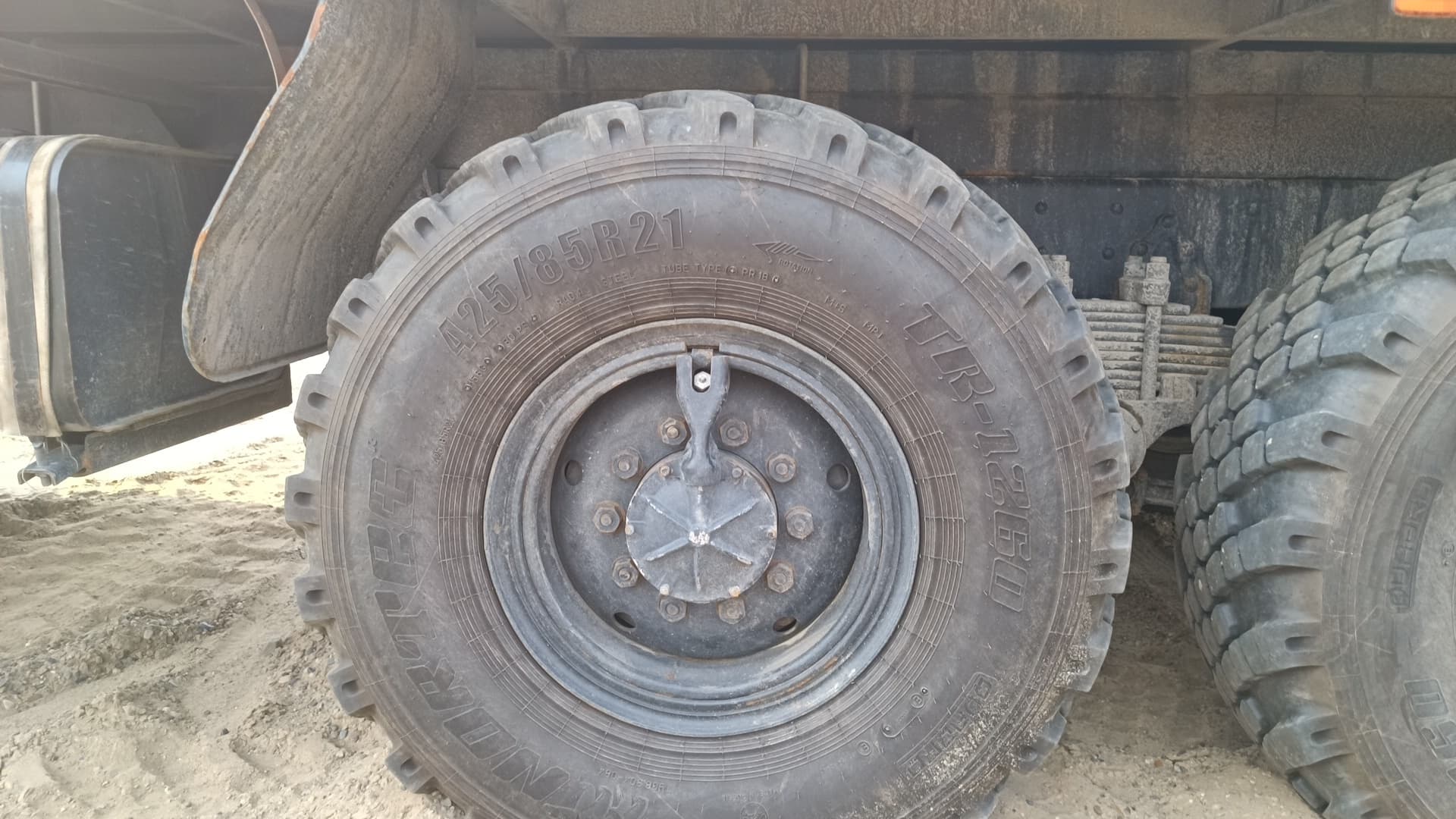 Завод Спецмаш SM04* на шасси Ural NEXT 4320 6x6 Бортовой с КМУ - 9