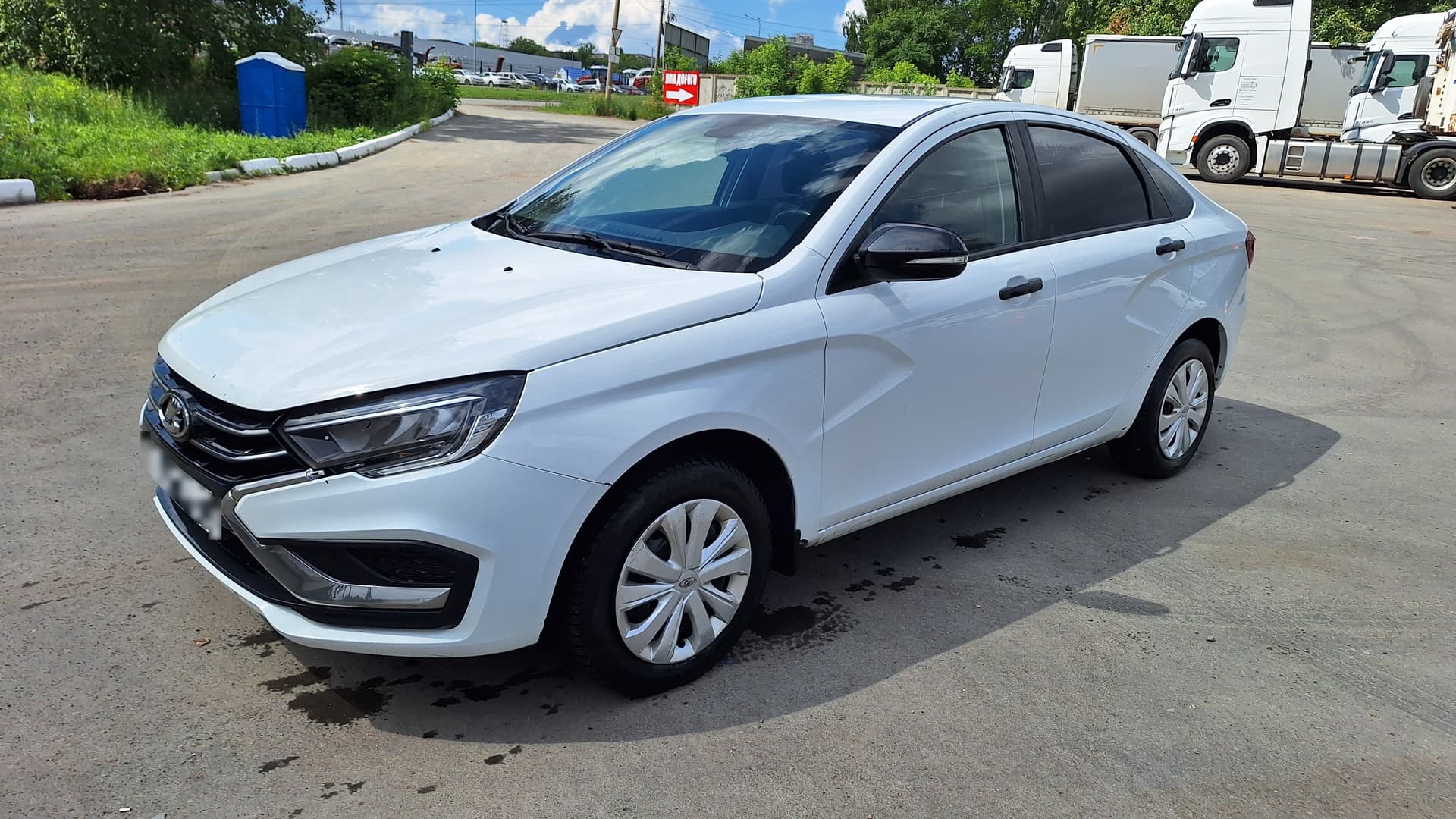 Lada Vesta седан - 1
