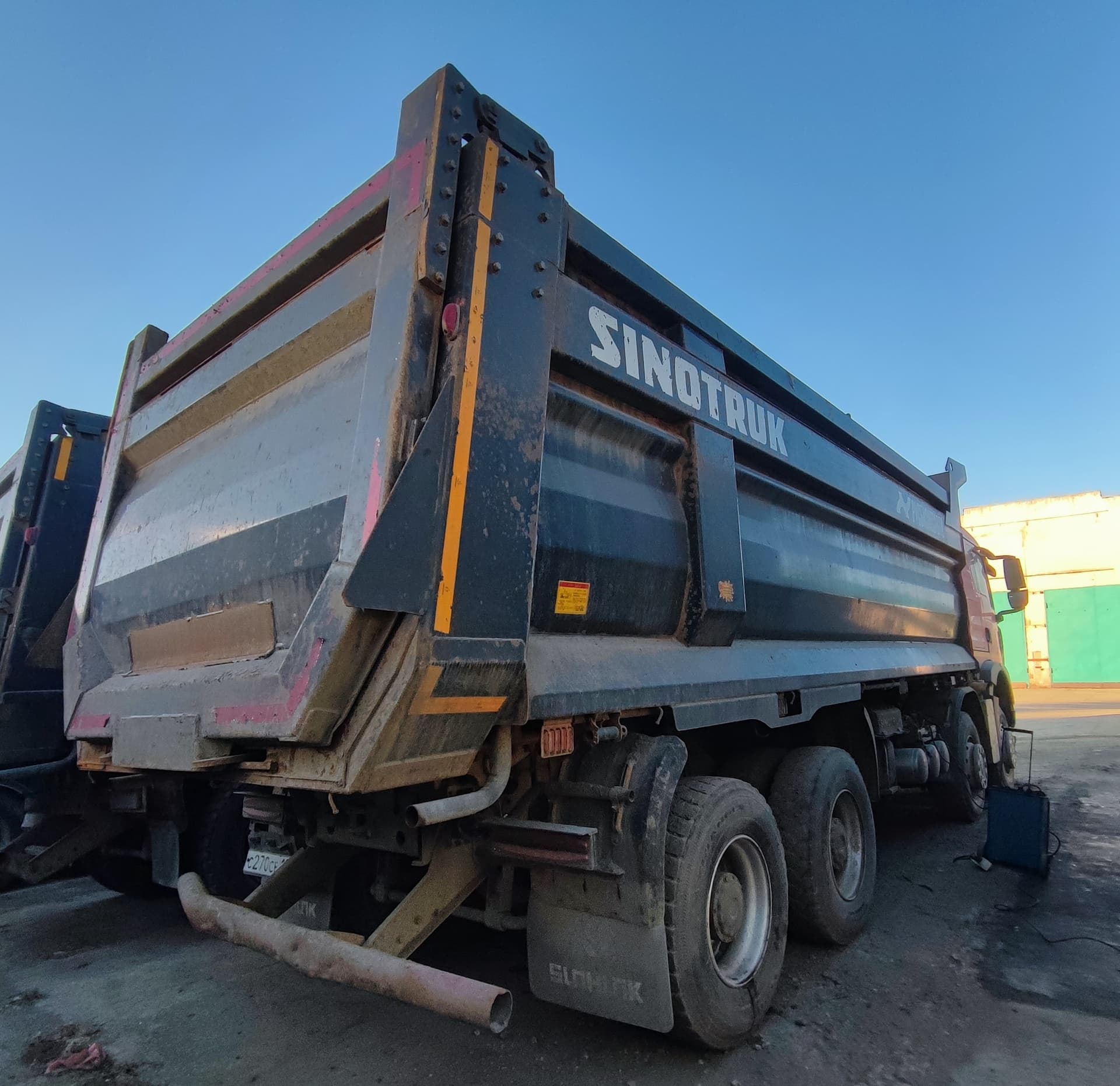 Howo T5G 8x4 Самосвал - 3