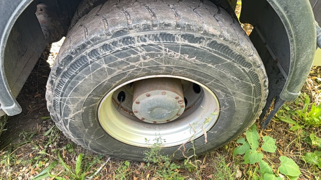 Наби SH* на шасси Shacman SX3258 6x4 Автоцистерна пищевая - 7