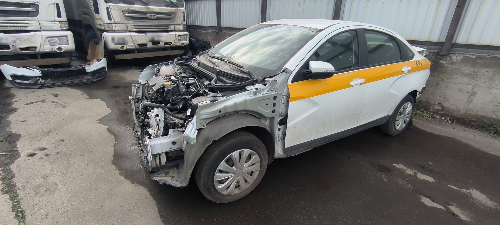 Lada Vesta седан - 1