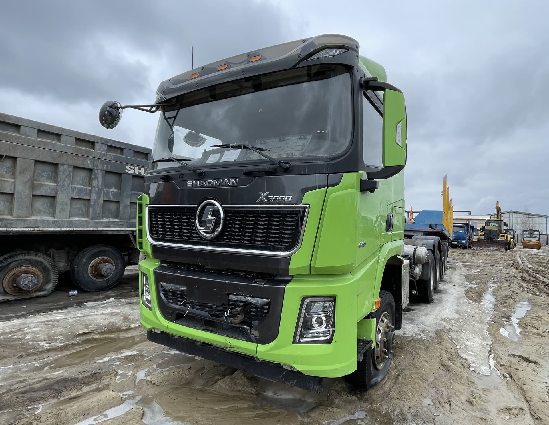 Shacman (Shaanxi) SX* 6x6 Седельный тягач - 1