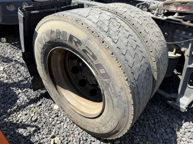 Sitrak C7H 4x2 Седельный тягач - 6