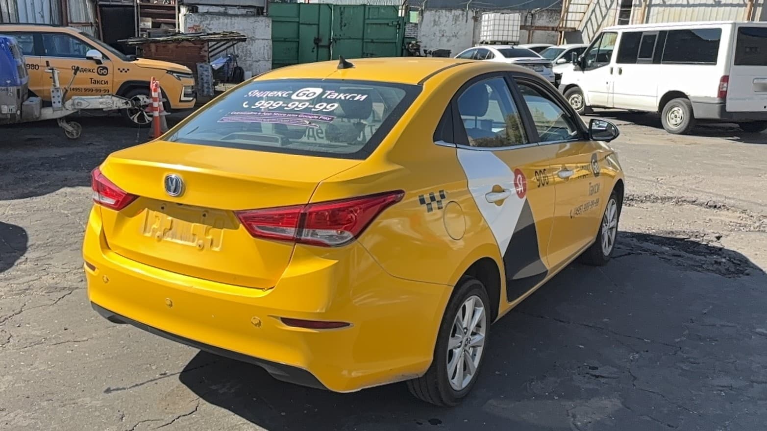 Changan Alsvin - 3