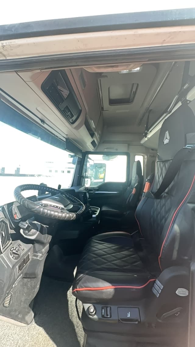Sitrak C7H 4x2 Седельный тягач - 6