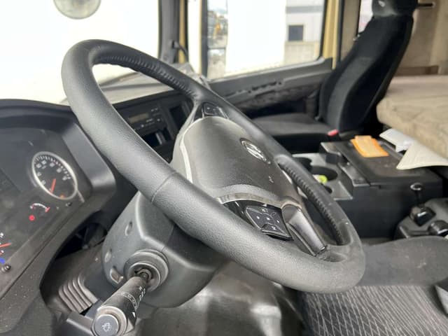 Shacman (Shaanxi) SX* 8x4 Самосвал - 5