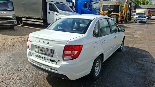 Lada Granta седан - 3