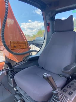Doosan DX225 Экскаватор - 9