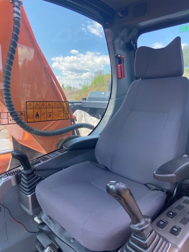 Doosan DX225 Экскаватор - 9