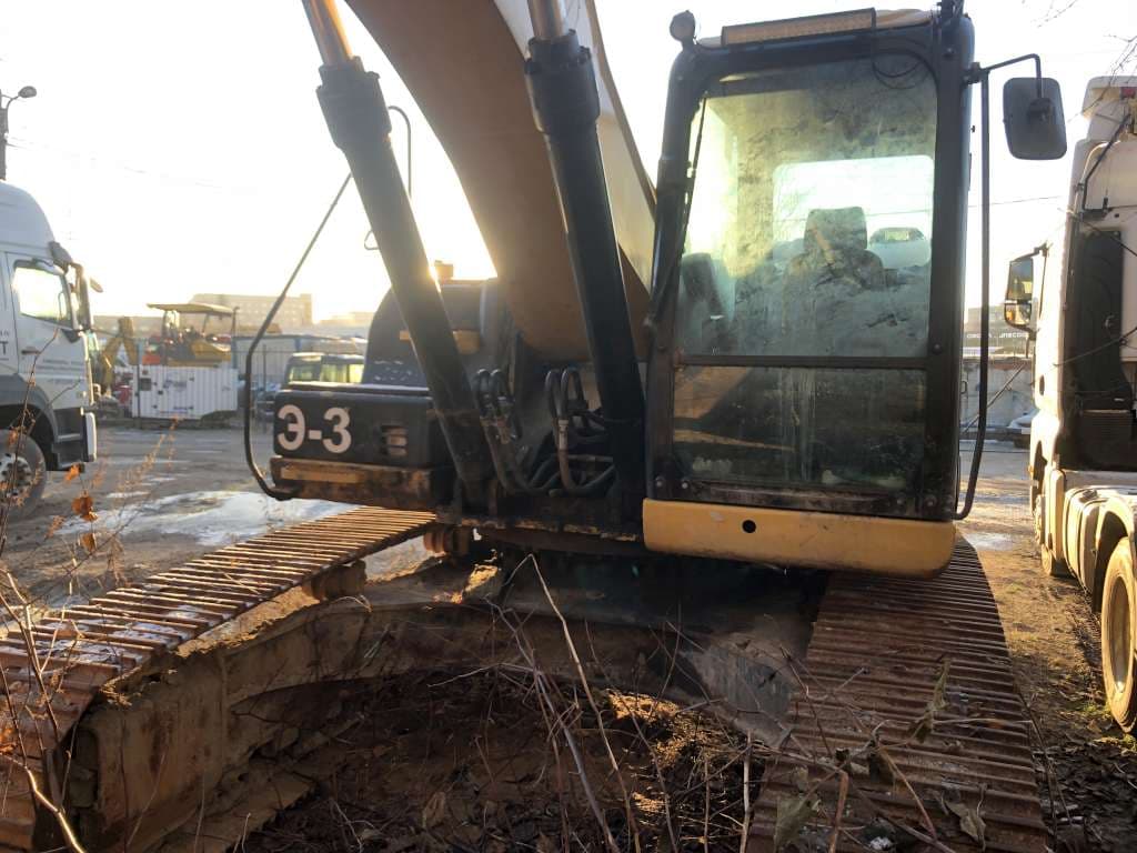 Caterpillar 330 Экскаватор - 1
